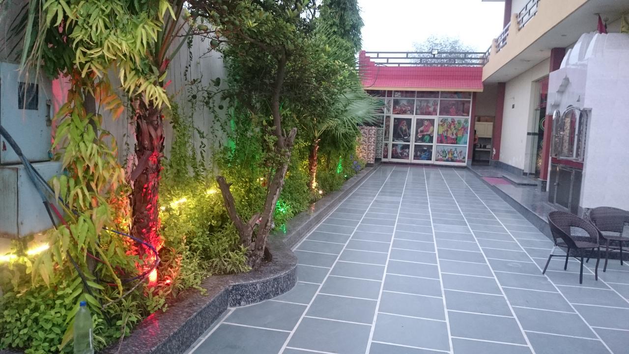 Primrose Hotel And Restaurant Sonipat Exteriér fotografie